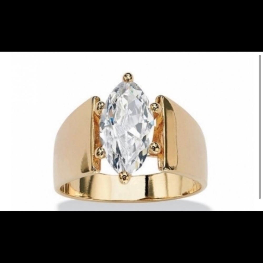 Set of 4 gold plated rings